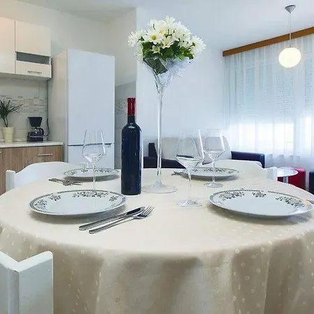 Appartamento Duje *** *